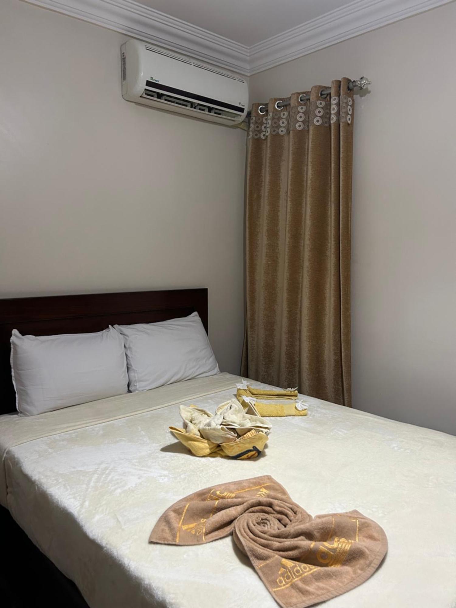 Nazlet el-Sîsi Isis Guest House מראה חיצוני תמונה
