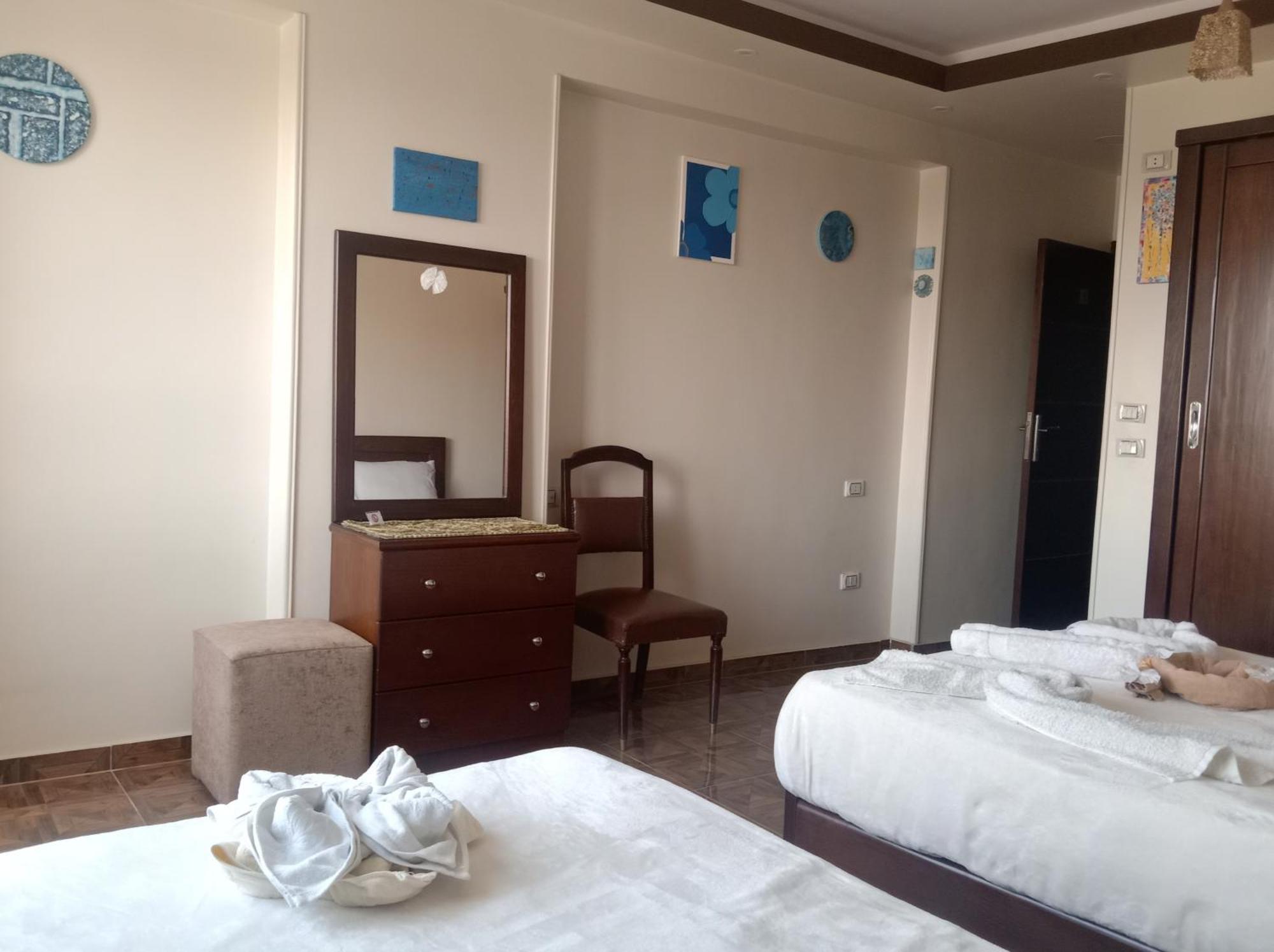 Nazlet el-Sîsi Isis Guest House מראה חיצוני תמונה